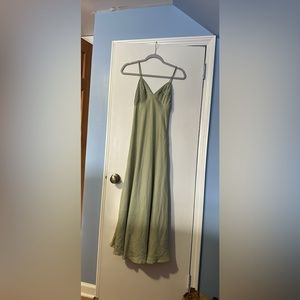 Silence and Noise size 2 pale green silky dress